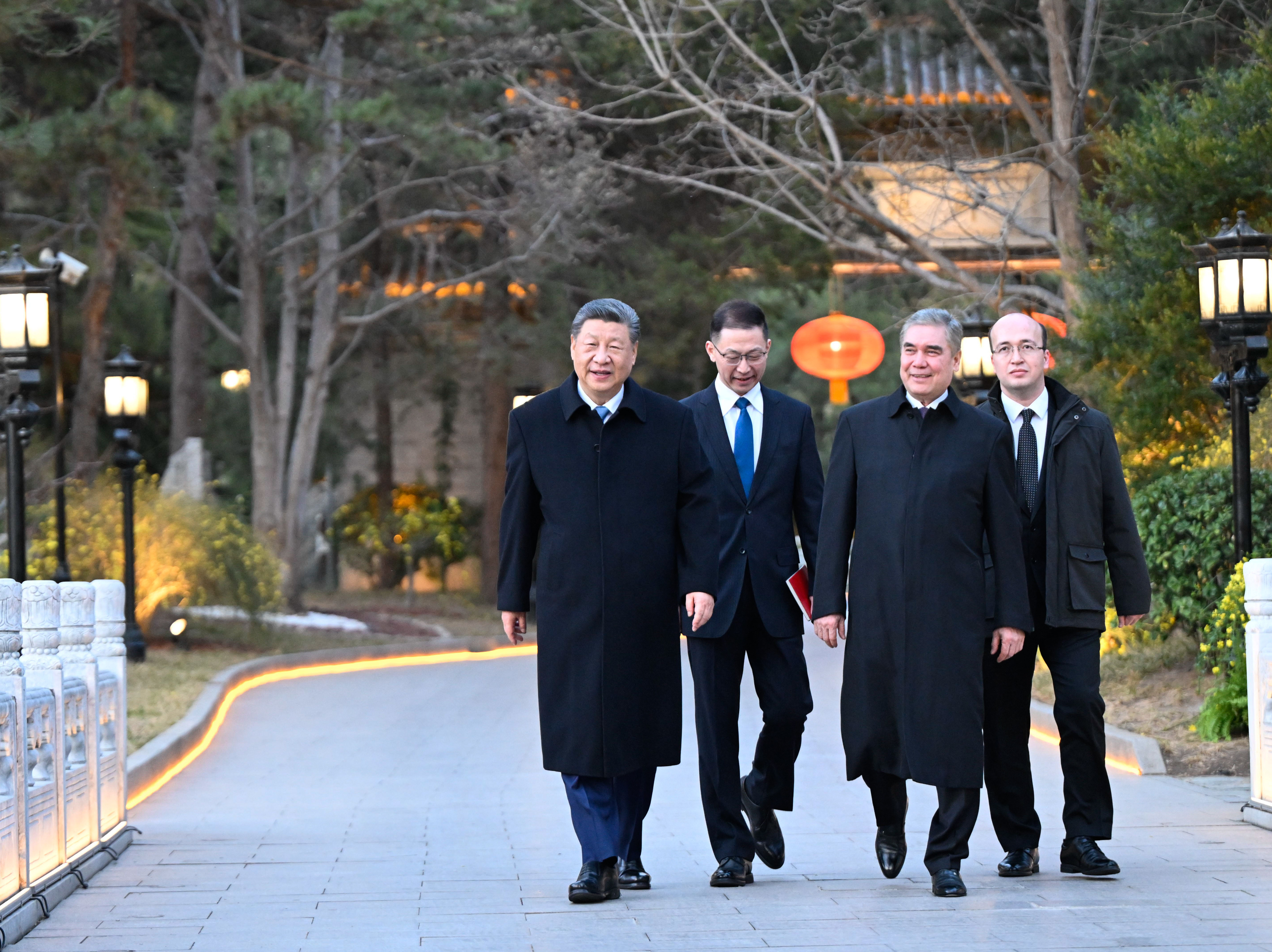 2026年3月18日，國家主席習(xí)近平在北京會(huì)見土庫曼斯坦民族領(lǐng)袖、人民委員會(huì)主席別爾德穆哈梅多夫。